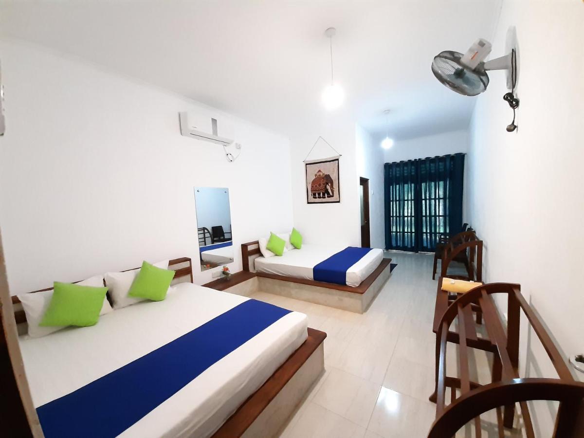 Nature'S Hideout Holiday Home Mirigama Εξωτερικό φωτογραφία